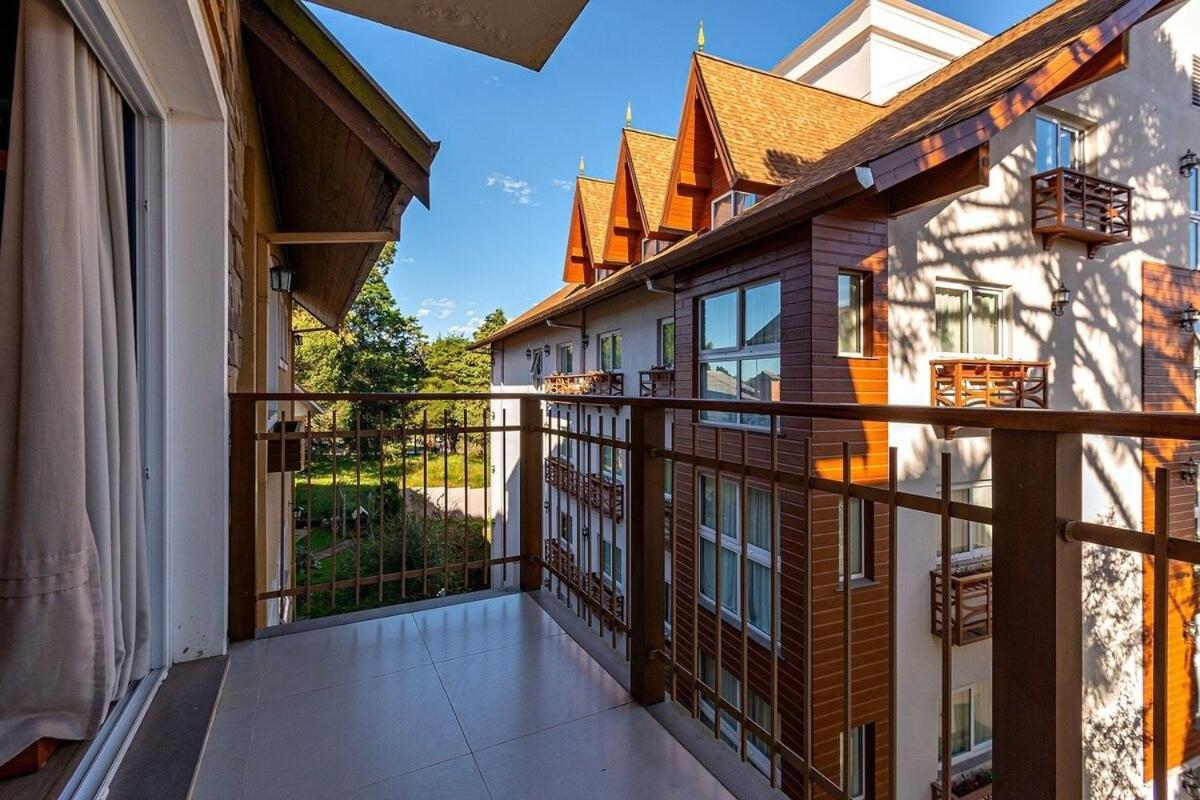 Rosa Edificio Casa De Pedra Apartment Gramado Exterior photo
